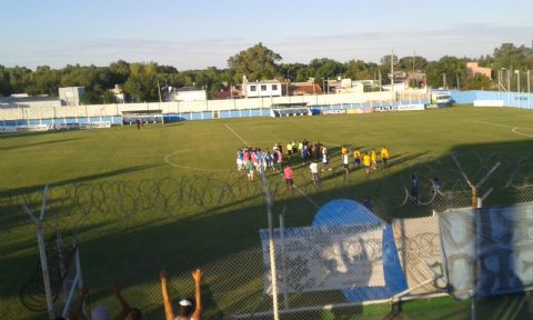 La Villa goleó a Acassuso