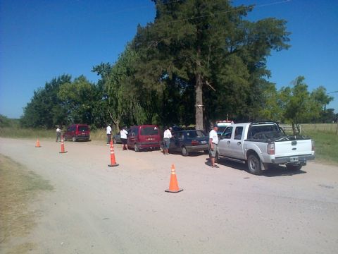 Controles de tránsito y prevención en el ingreso al balneario La Balandra