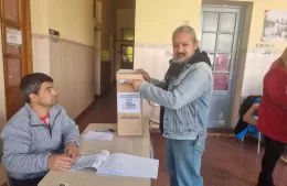 Votó Eduardo Molina: “Estamos en presencia de la ausencia del pueblo en las urnas