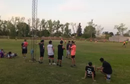 Villa España comenzó las pruebas de futbolistas para armar sus nuevas divisiones