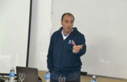 Gustavo Piñero brindará una charla en el Curso de Director Técnico Infanto-Juvenil