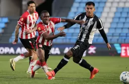 Estudiantes se la juega un pleno en Santiago