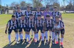 Estrella de Berisso no pudo de local