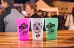 Todo listo para la degustación de cerveza artesanal en el Club Almafuerte