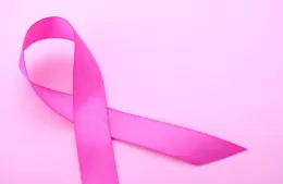 Charla sobre prevención y detección temprana del cáncer de mama