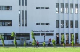 Quieren declarar “de interés Legislativo” el 10º aniversario de la carrera de Psicología en la UNLP