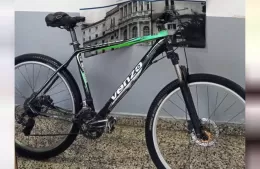 Aprehendieron a dos mujeres tras robar una bicicleta en Ensenada