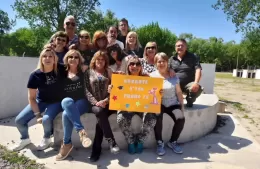 Un reencuentro que emociona: exalumnos de la Media Nº 1 celebraron 50 años de su egreso