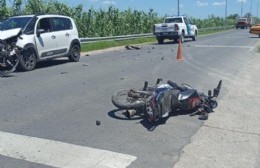 Choque en 66 y 30: motociclista debió ser hospitalizado