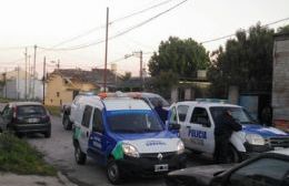 Enfrentamiento entre jóvenes terminó con destrozos y un herido de arma blanca