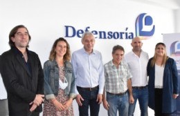 Cagliardi inauguró la sede local de la Defensoría del Pueblo y sumó a exconcejal del PRO