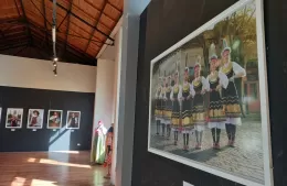 “Raíces”: la muestra fotográfica de Laura Pi que vuelve a poner a la inmigración en el centro de la escena