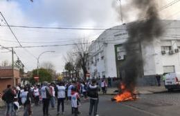 Cooperativas se manifestaron frente al Palacio Municipal