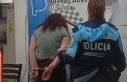Mujer aprehendida por agredir a su hermana