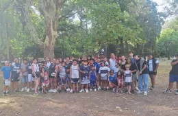 Chicos del Barrio Nueva York asistieron al partido Gimnasia y Racing