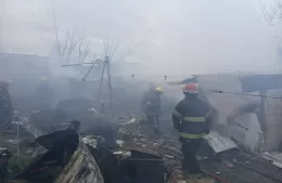 Un incendio redujo a cenizas una casa de Villa Argüello