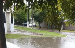 La lluvia no para: anegamientos en distintas calles