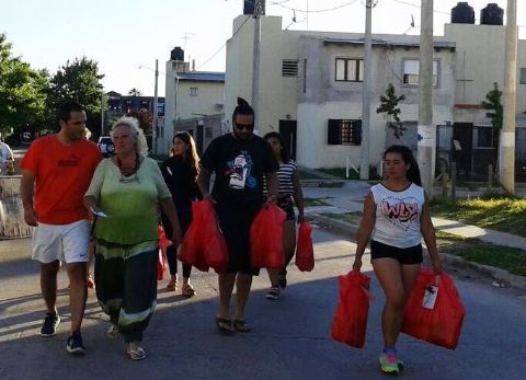 ÚNICA cierra el año con la entrega de productos navideños