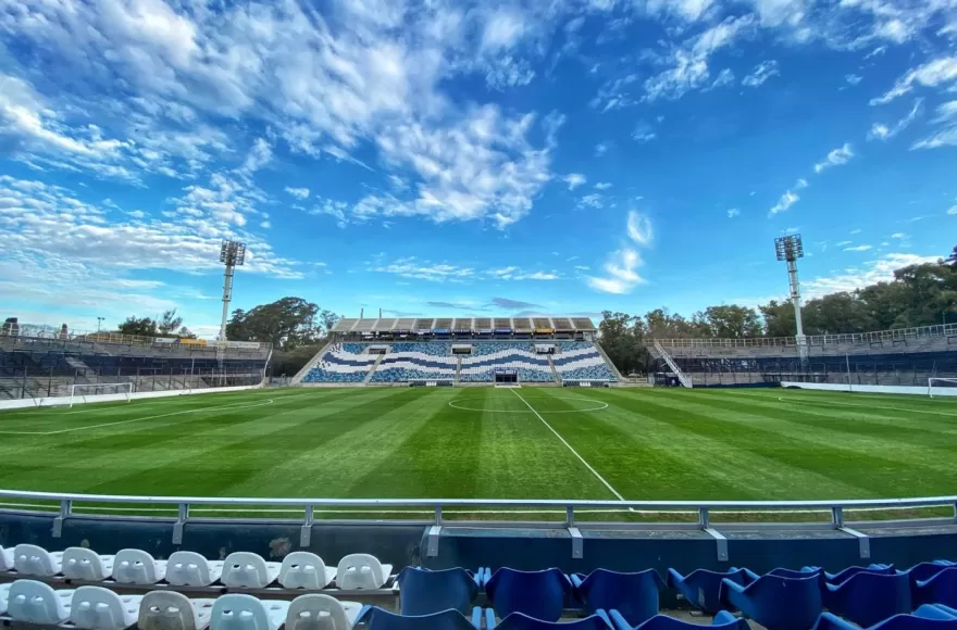 Este sábado en la cancha del Lobo ante Nueva Alianza.