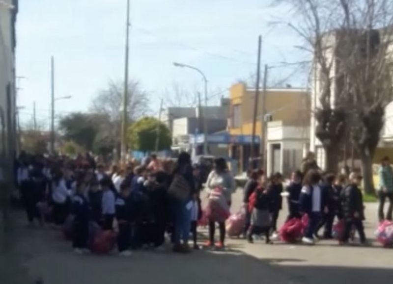 Se acumulan los días sin clases.