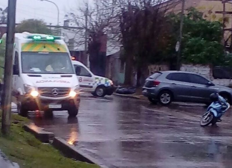 Una mujer resultó herida.