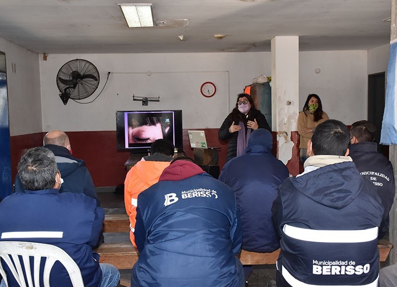 Encuentro con integrantes del Corralón.