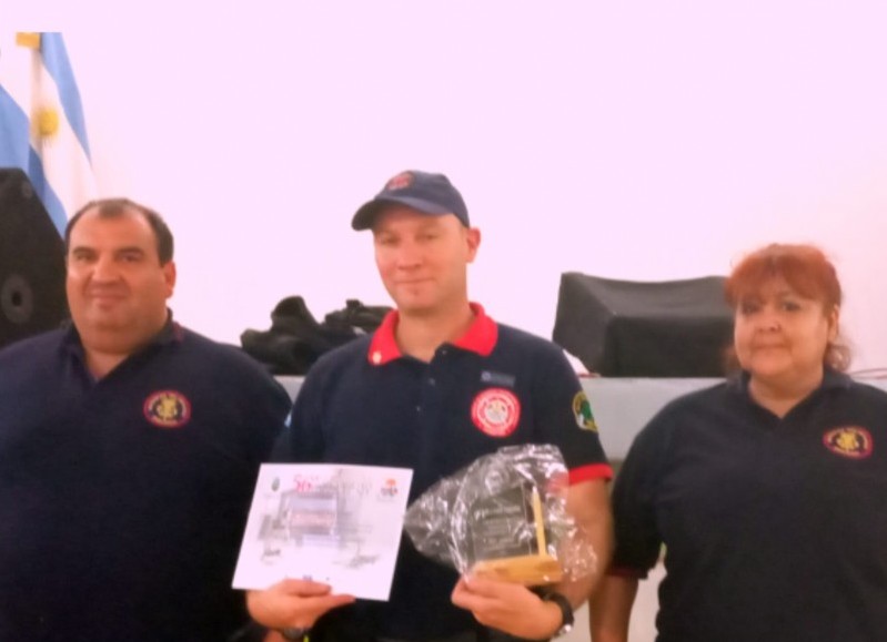 El bombero de la ciudad de Berisso, Guillermo Fisher, participó de la 56 jornada de Seguridad e Higiene de la ciudad de Ensenada.