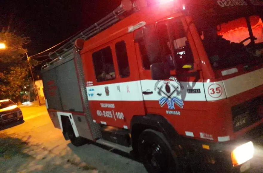 La rápida intervención de los bomberos evitó males mayores.