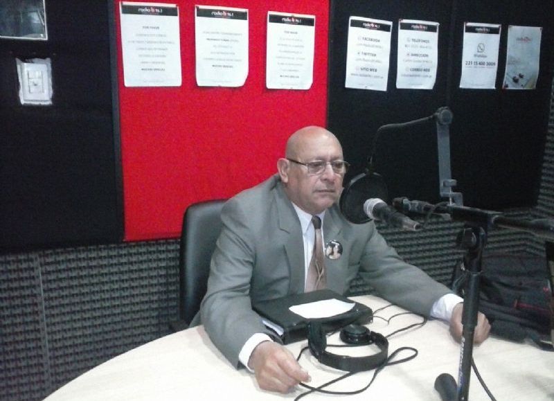 Luis Basualdo, en el aire de 'BerissoCiudad en Radio'.