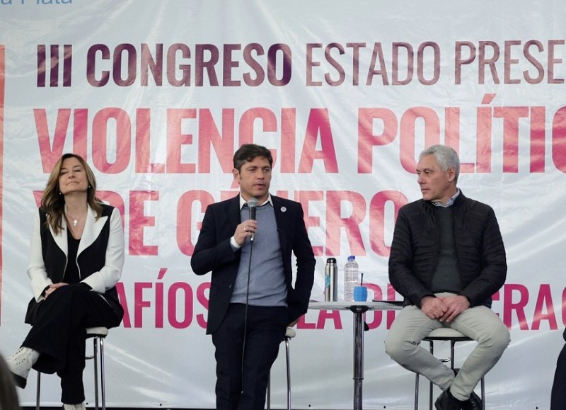 Exposición del gobernador en el III Congreso Estado Presente.