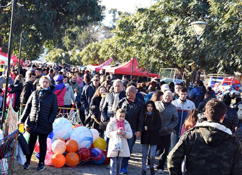 Salió el sol y la gente no dudó en disfrutar del paseo.