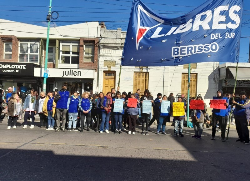 Manifestación en Montevideo 12 y 13.