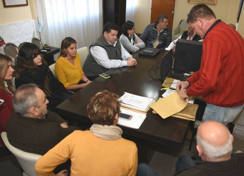 Acto en el despacho de la Intendencia.