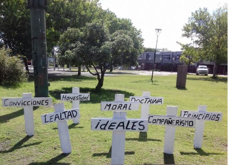 En el Parque Cívico sobre Avenida Montevideo entre 10 y 11.