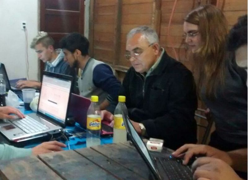 Ángel celi en el bunker del espacio 1País