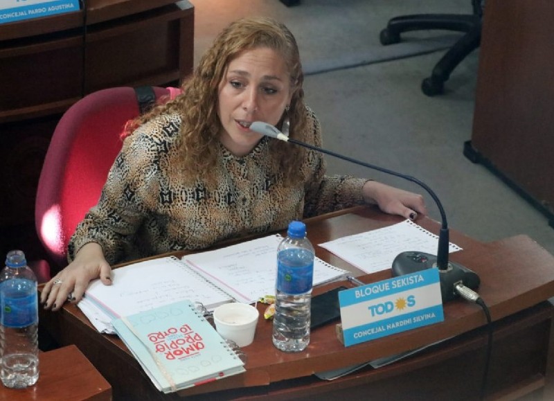 Silvina Nardini, titular del bloque sekista en el Concejo ensenadense.