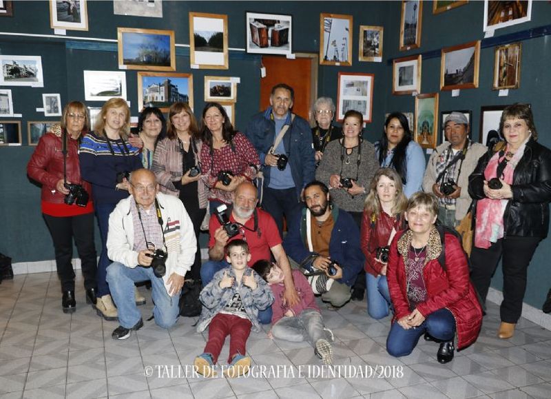 Integrantes del espacio y protagonistas de la exposición