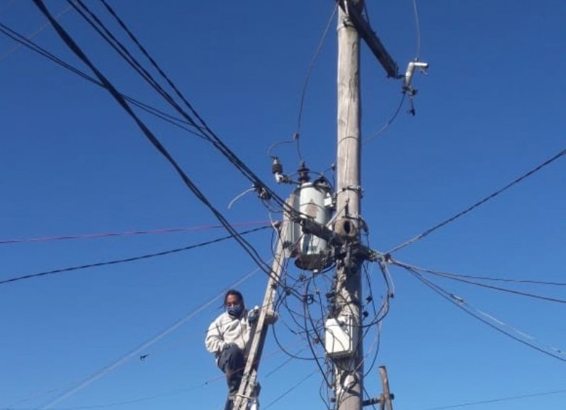 Trabajan los vecinos.