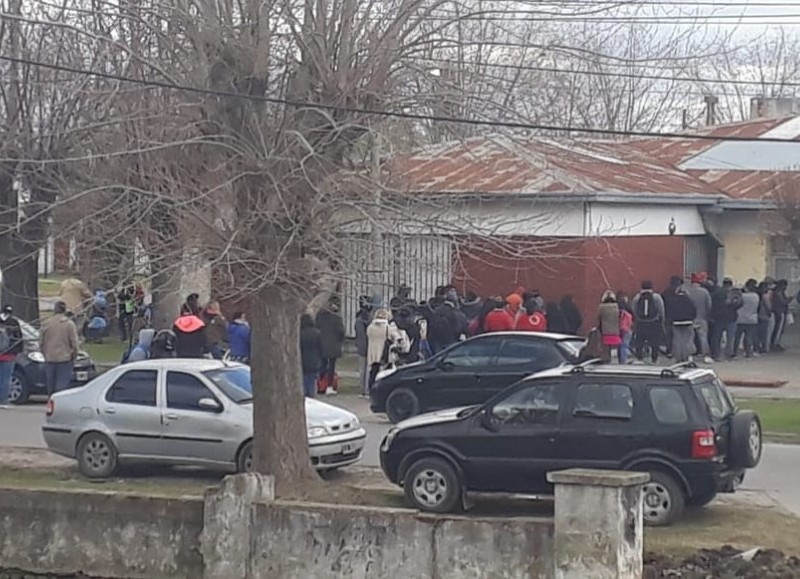 El panorama en inmediaciones de la Escuela N° 22.