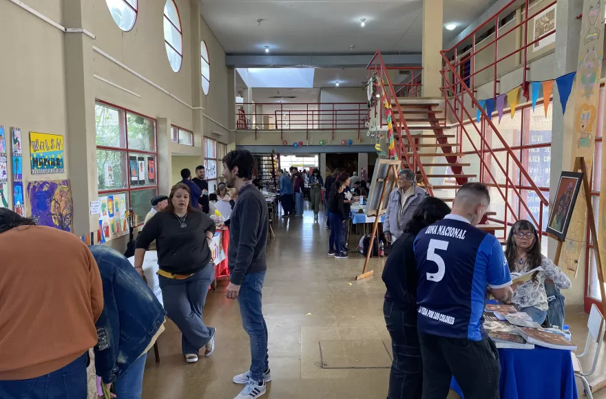 La actividad tuvo lugar en las instalaciones de la Escuela de Arte.