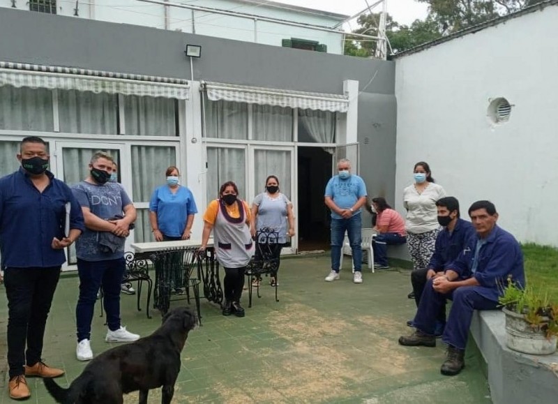 Visita al Hogar de Ancianos.