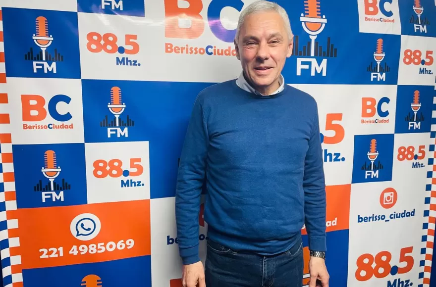 Fabián Cagliardi pasó por BerissoCiudad en Radio.