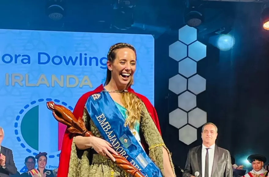 Embajadora de la Fiesta Provincial, Mora Dowling. 