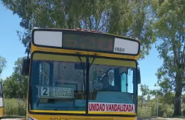 El vandalismo en el transporte público: 62 unidades dañadas y ninguna respuesta de las autoridades