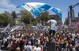 Los gremios convocaron a movilizar en este primero de mayo