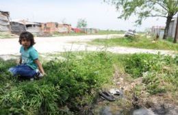 Por su extremo grado de pobreza, el barrio Los Provincianos llegó a los medios nacionales