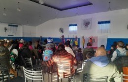 El Club Almafuerte celebró el Día del Amigo con un show musical inclusivo