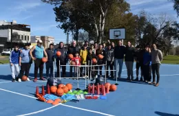 Kits deportivos para el grupo “Básquet Urbano”