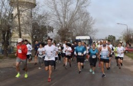 Exitosa Carrera Cross para empezar a vivir la Fiesta del Vino de la Costa