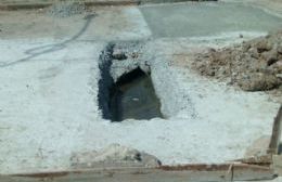 Por tareas de bacheo se rompió un caño de agua y los vecinos sufren las consecuencias